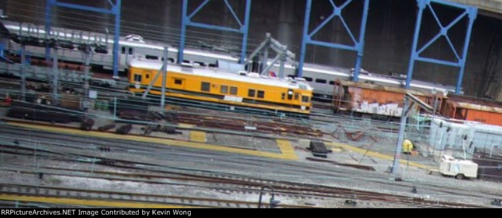 Sperry Rail Service railcar 129 at Penn Station